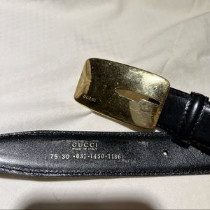 AUTHENTIC GUCCI ITALIAN MADE SIGNATURE LOGO BUCKLE BELT, 30